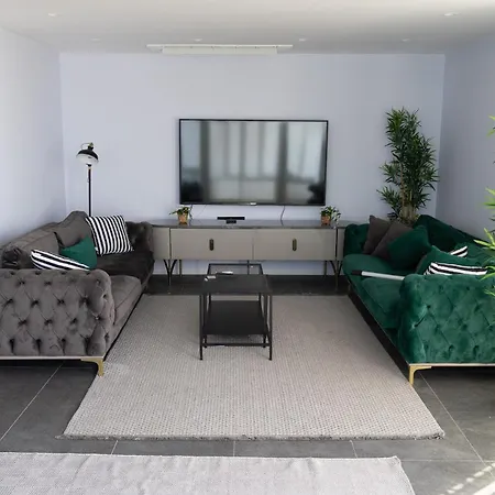 Luxury Panoramic Sea View Penthouse With Private Pool فيلة